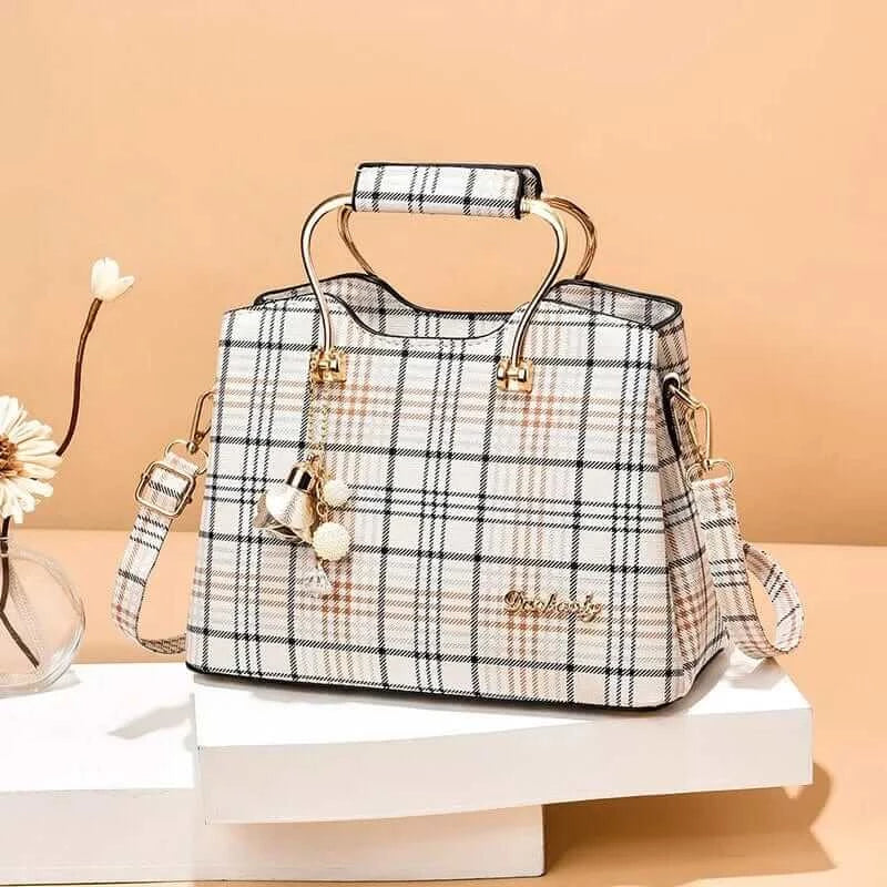 Designer 3 In 1 Bag With Matching Straps High Quality Leather, Fashionable  Floral Letters, And Cross Body Shoulder Bag With Pouch Discounted Price!  From Ttfashion2023, $13.4